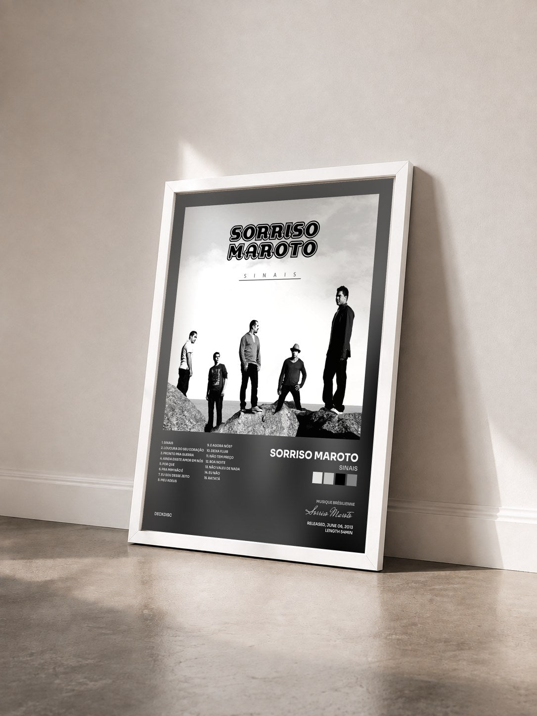 #blanc Tableau de l'album Sinais de Sorriso Maroto vu de trois quarts, cadre blanc