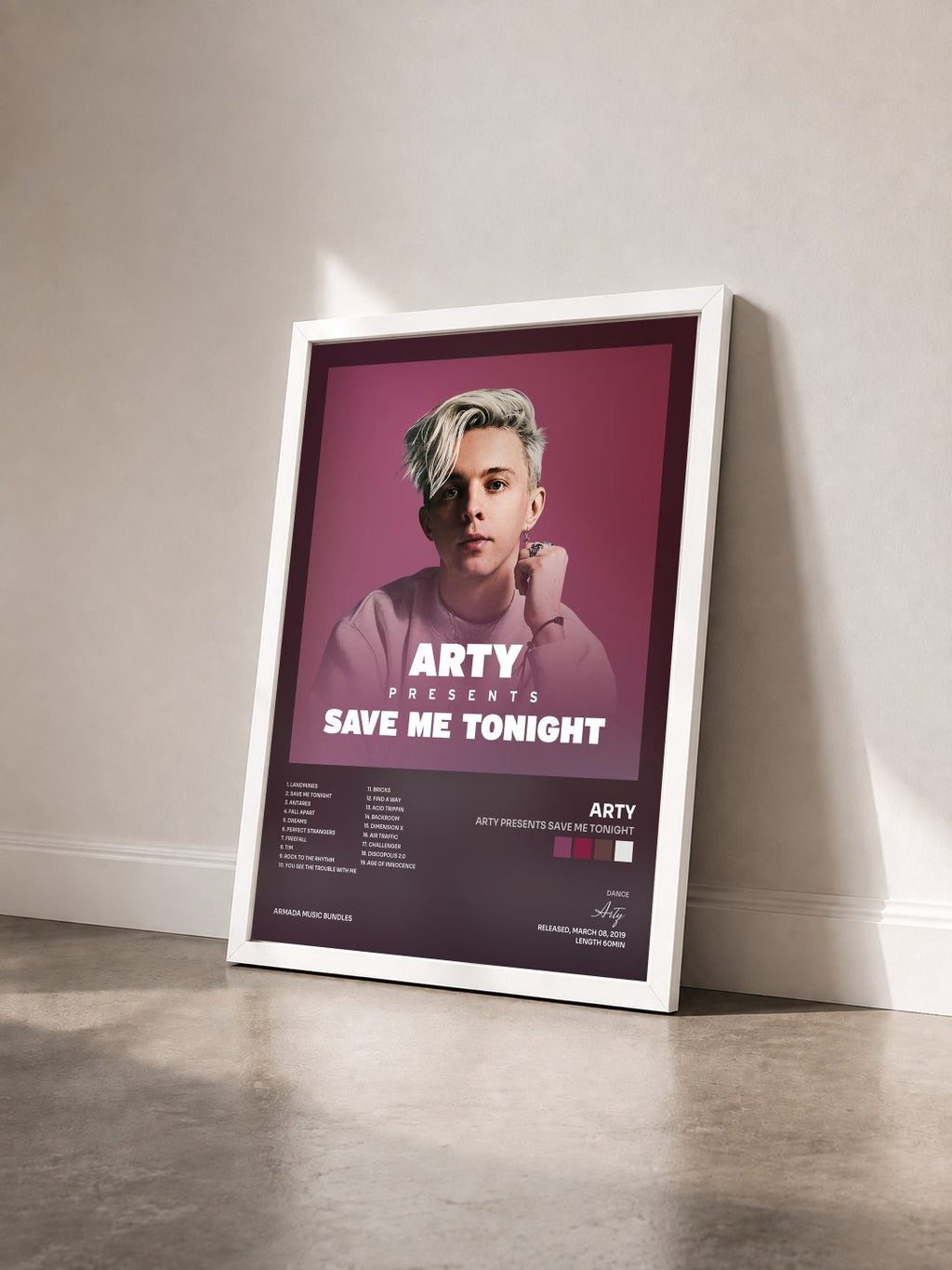 #blanc Tableau de l'album ARTY presents Save Me Tonight de Arty vu de trois quarts, cadre blanc