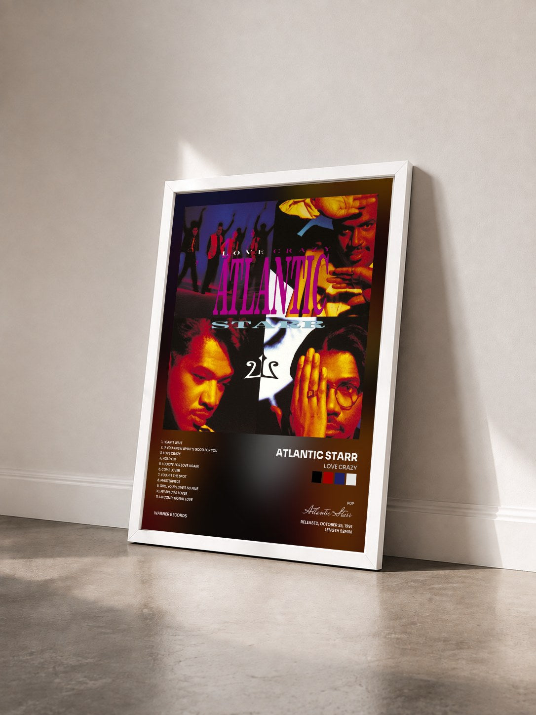 #blanc Tableau de l'album Love Crazy de Atlantic Starr vu de trois quarts, cadre blanc
