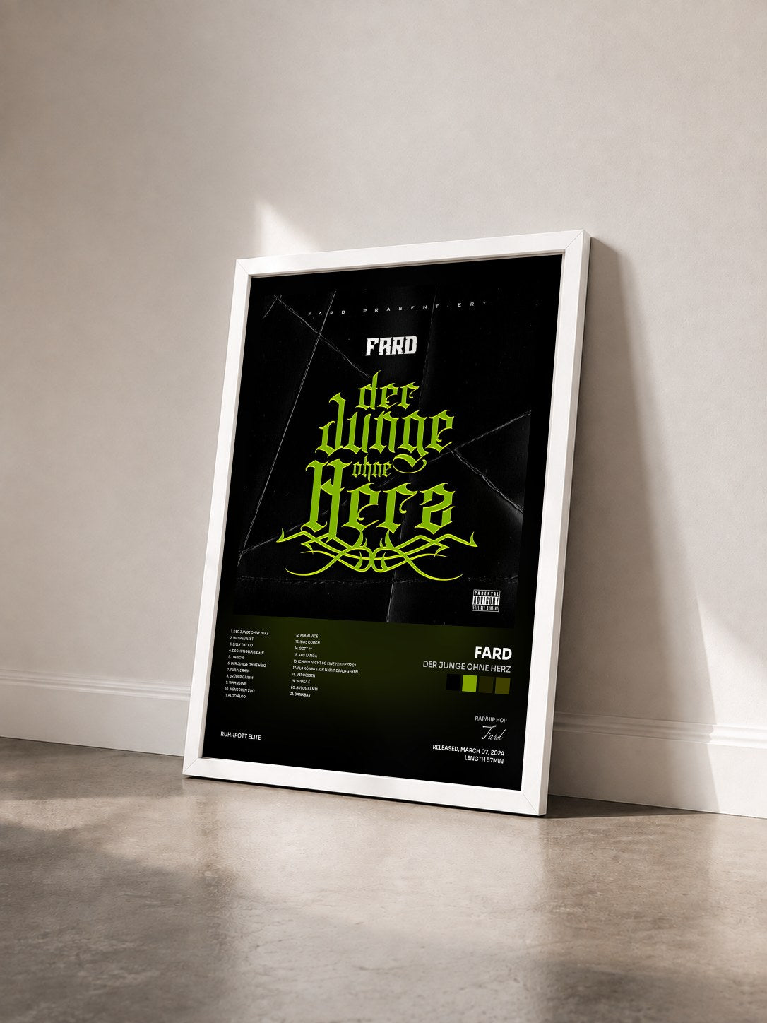 #blanc Tableau de l'album DER JUNGE OHNE HERZ de Fard vu de trois quarts, cadre blanc