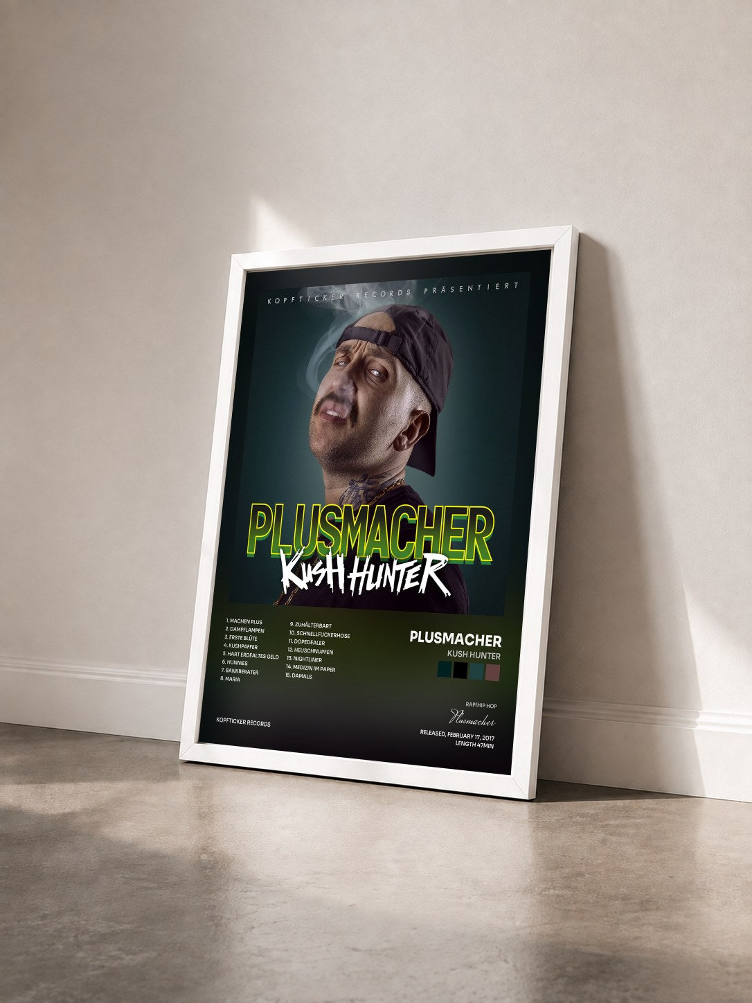 #blanc Tableau de l'album Kush Hunter de Plusmacher vu de trois quarts, cadre blanc