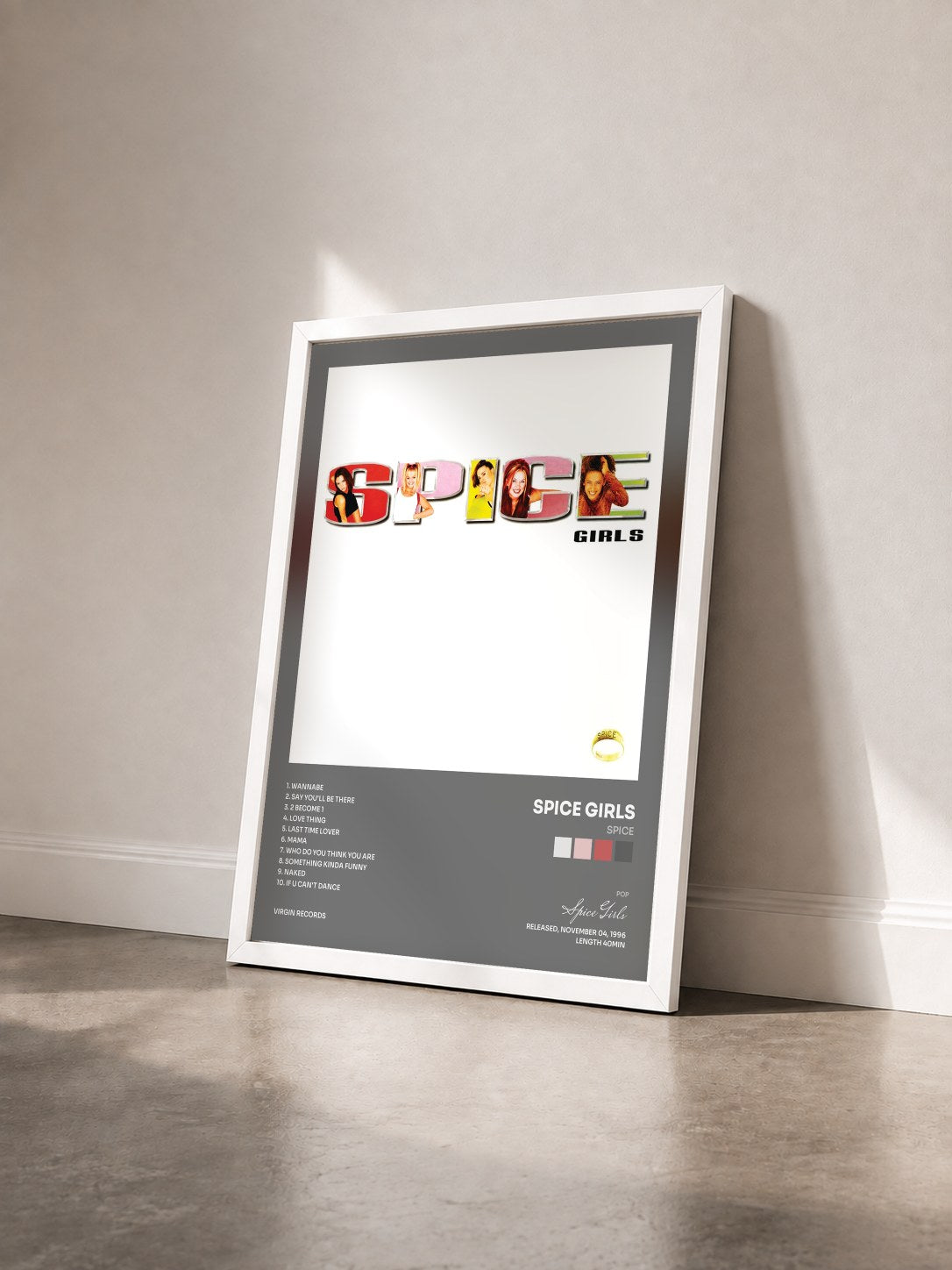 #blanc Tableau de l'album Spice de Spice Girls vu de trois quarts, cadre blanc
