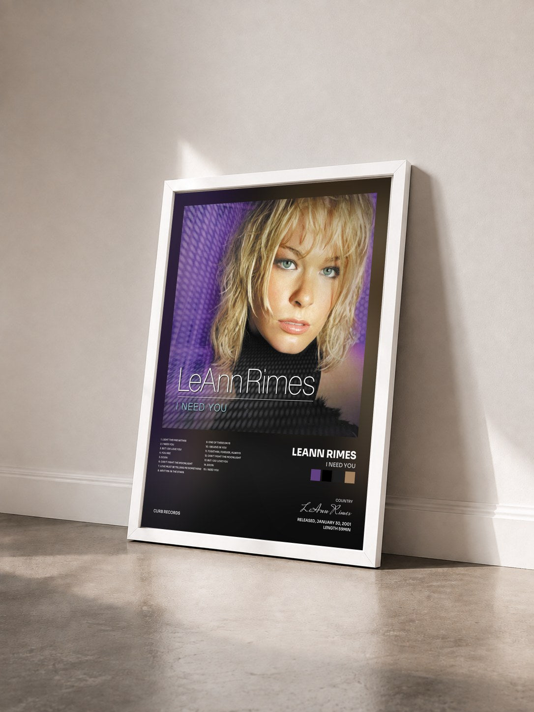 #blanc Tableau de l'album I Need You de LeAnn Rimes vu de trois quarts, cadre blanc