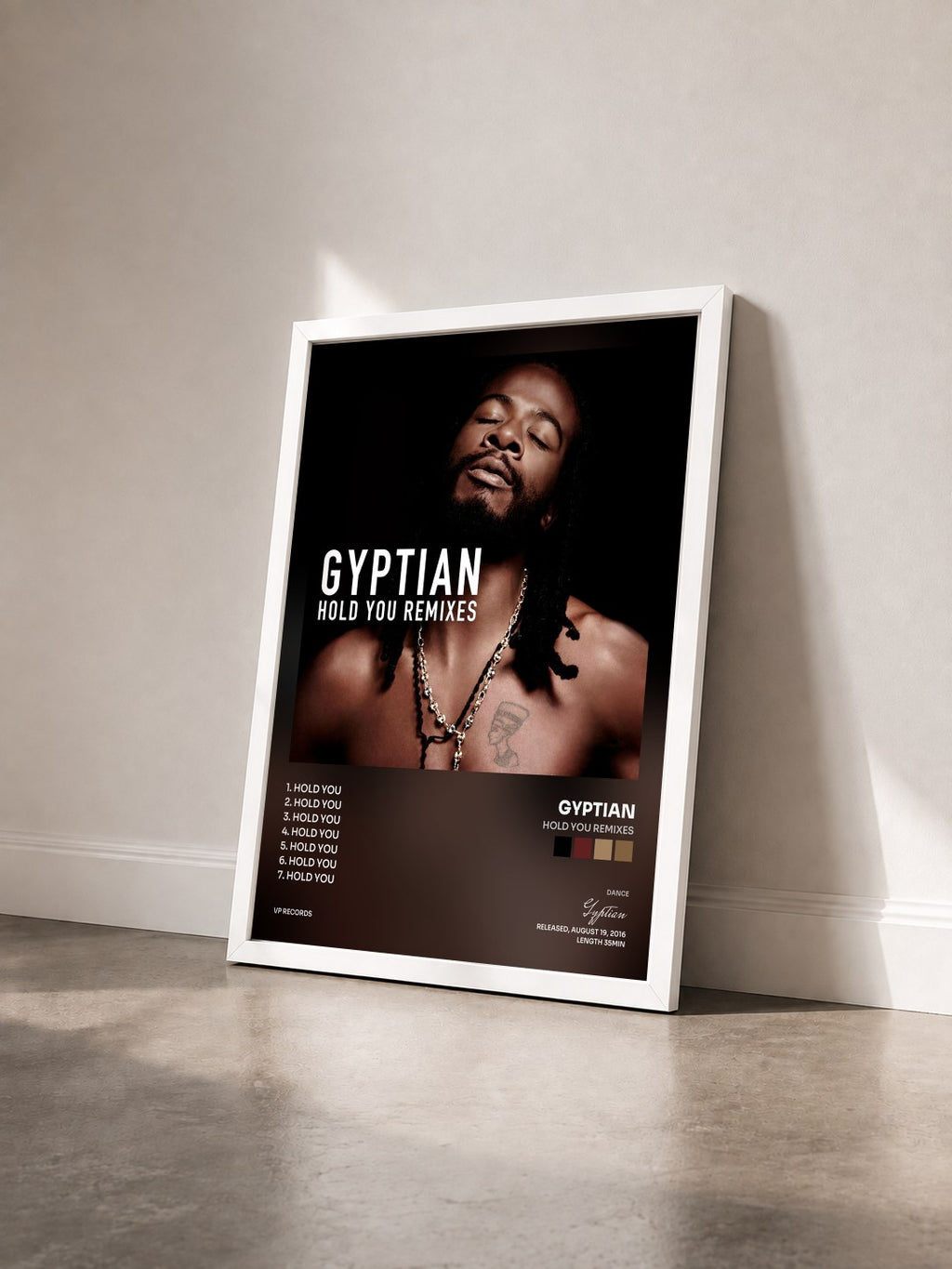 #blanc Tableau de l'album Hold You Remixes de Gyptian vu de trois quarts, cadre blanc