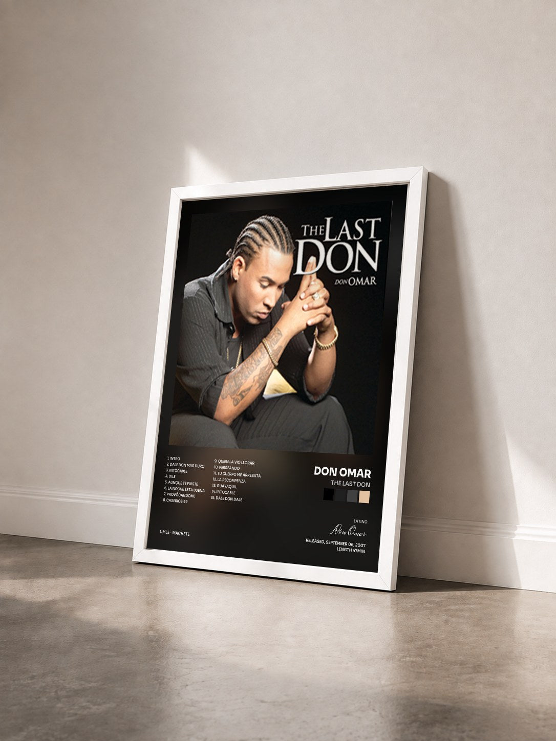 #blanc Tableau de l'album The Last Don de Don Omar vu de trois quarts, cadre blanc