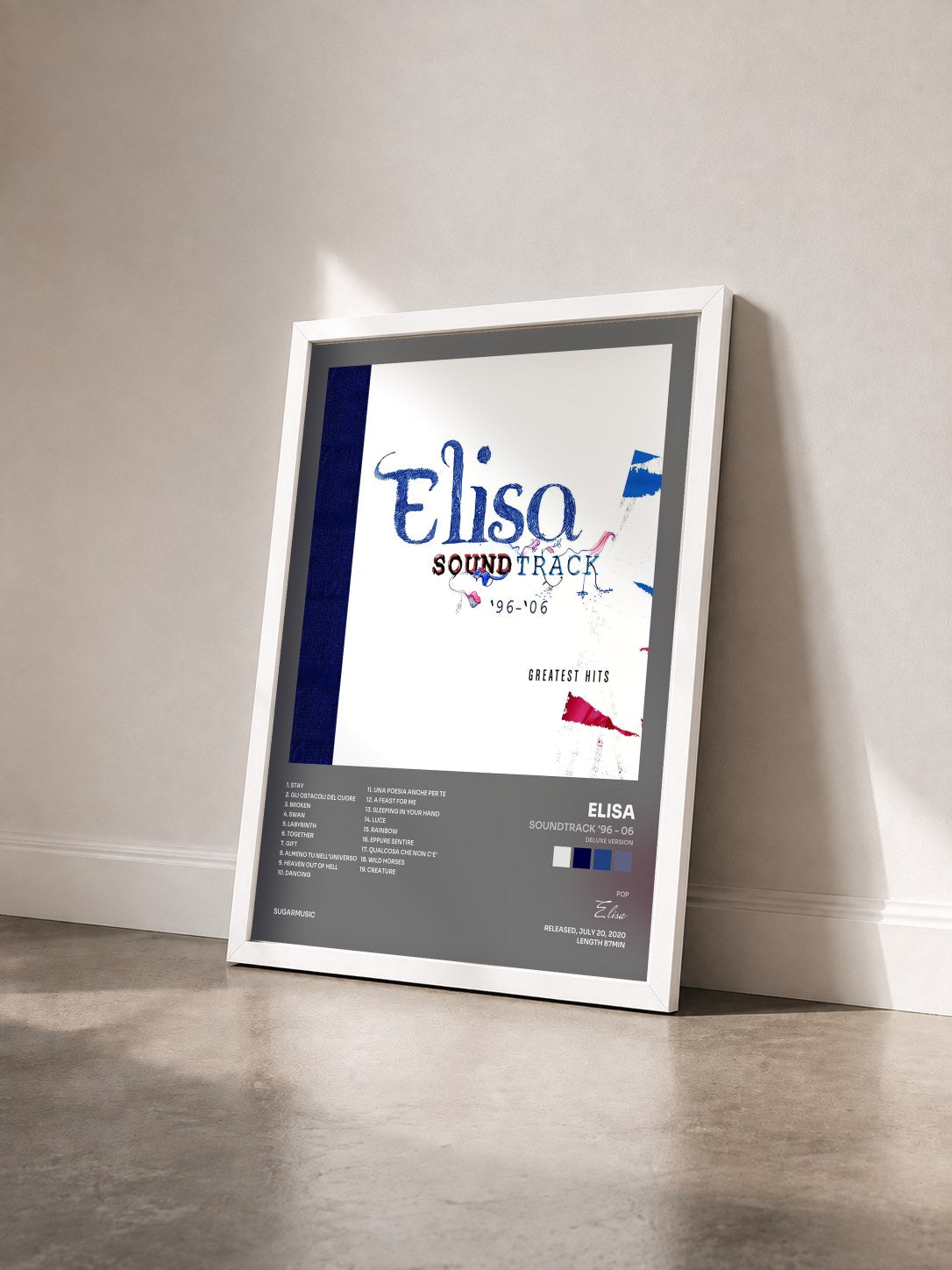 #blanc Tableau de l'album Soundtrack '96 - 06 (Deluxe Version) de Elisa vu de trois quarts, cadre blanc
