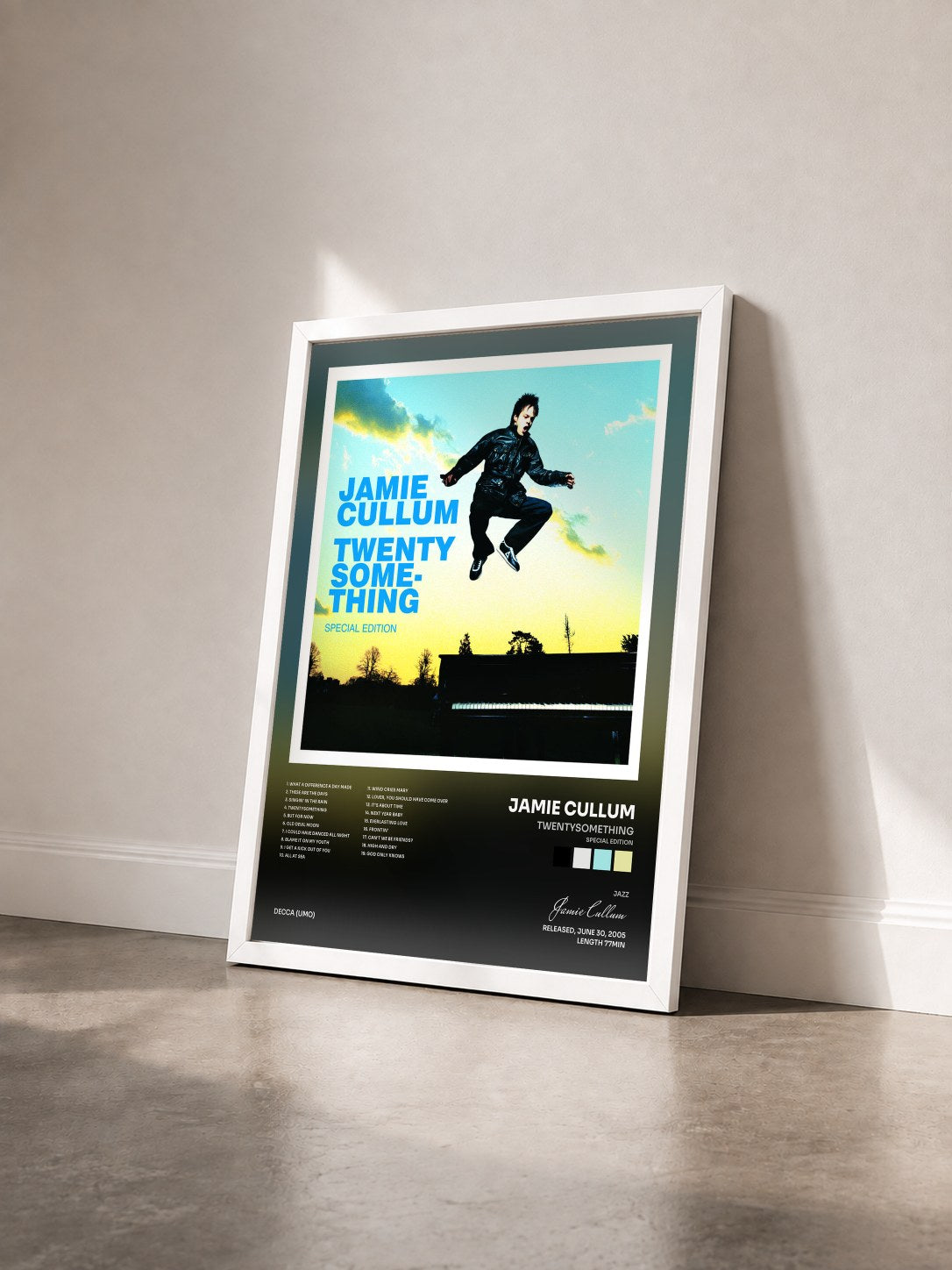 #blanc Tableau de l'album Twentysomething (Special Edition) de Jamie Cullum vu de trois quarts, cadre blanc
