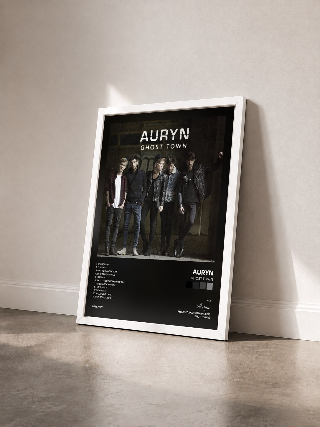 #blanc Tableau de l'album Ghost Town de Auryn vu de trois quarts, cadre blanc