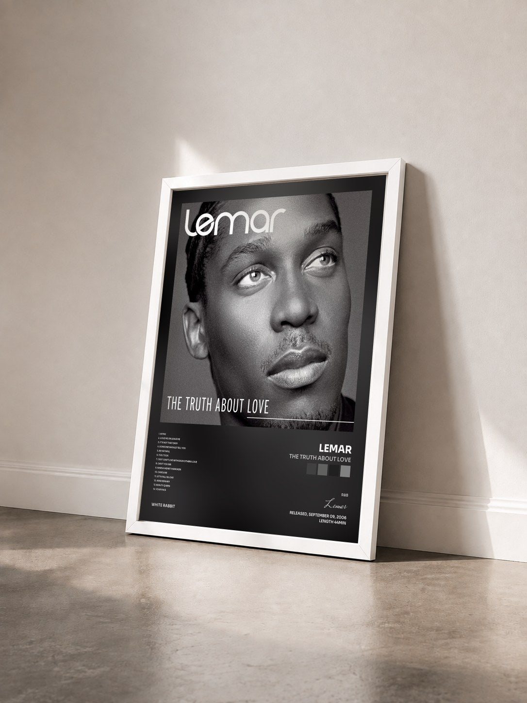#blanc Tableau de l'album The Truth About Love de Lemar vu de trois quarts, cadre blanc