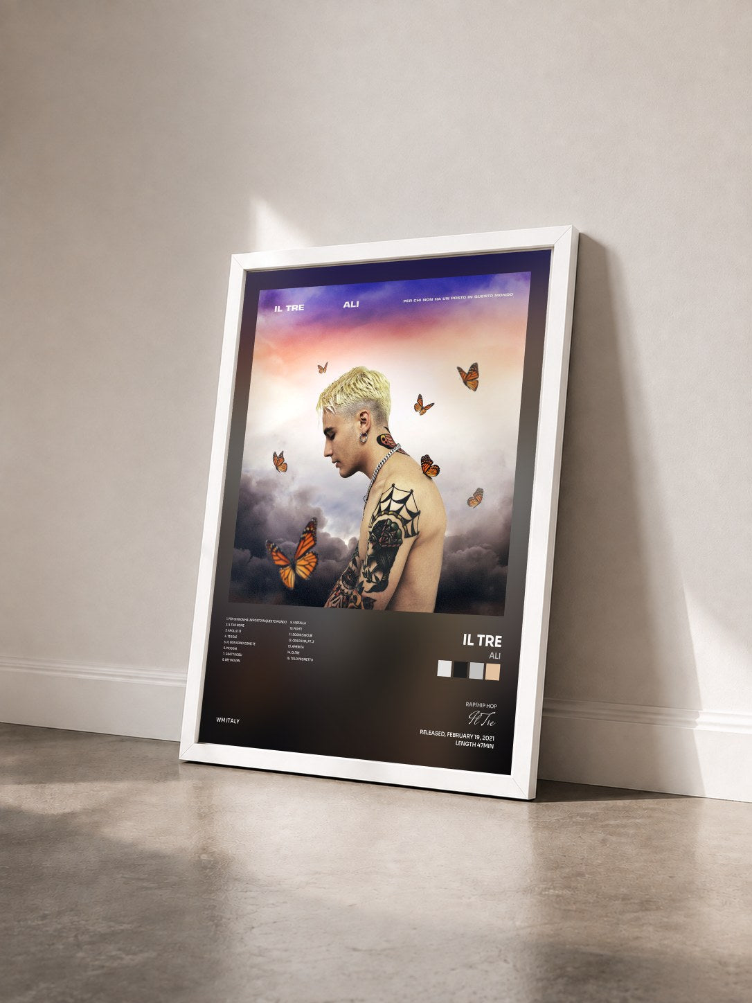 #blanc Tableau de l'album ALI de Il Tre vu de trois quarts, cadre blanc