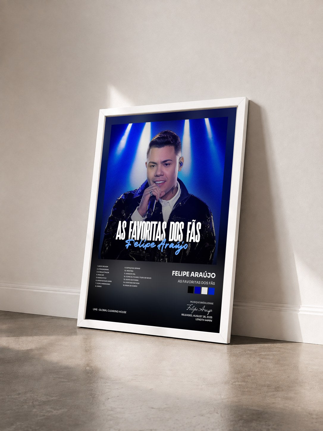 #blanc Tableau de l'album As Favoritas dos Fãs de Felipe Araújo vu de trois quarts, cadre blanc
