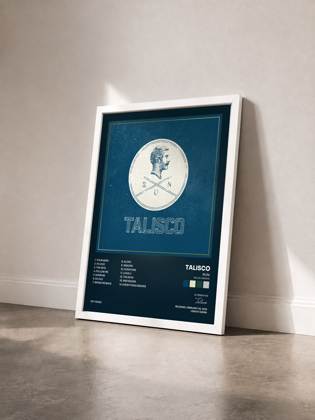 #blanc Tableau de l'album Run (Deluxe Version) de Talisco vu de trois quarts, cadre blanc