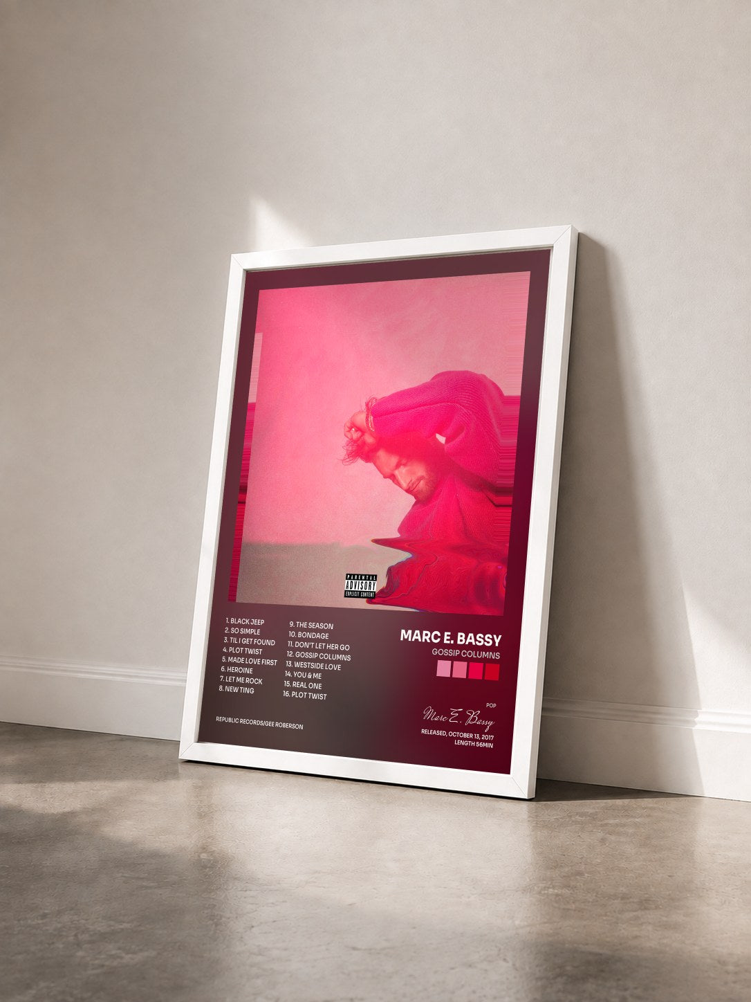#blanc Tableau de l'album Gossip Columns de Marc E. Bassy vu de trois quarts, cadre blanc