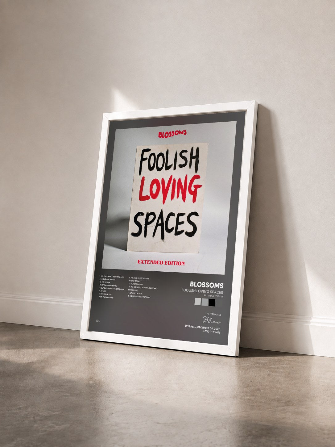 #blanc Tableau de l'album Foolish Loving Spaces (Extended Edition) de Blossoms vu de trois quarts, cadre blanc