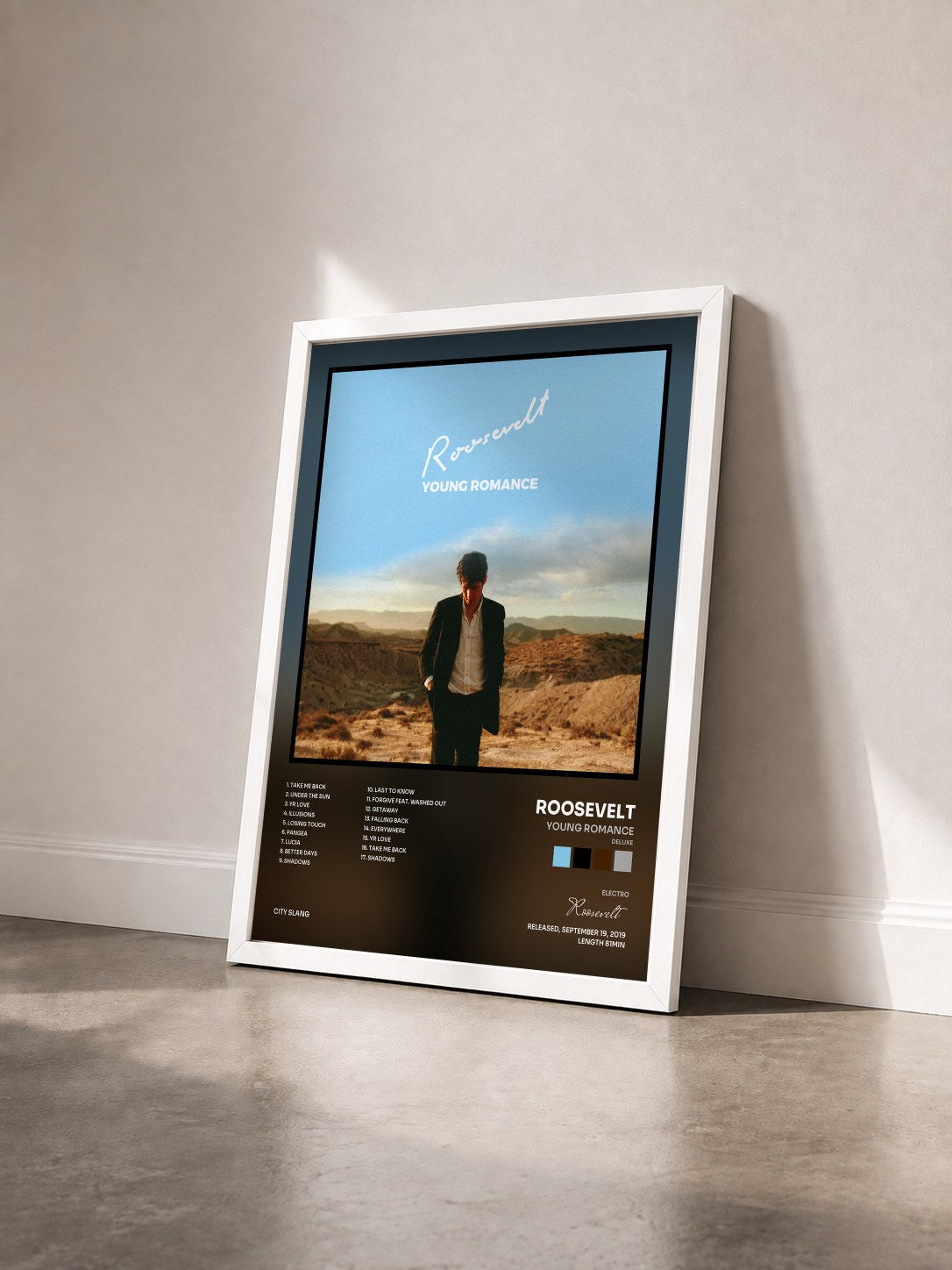 #blanc Tableau de l'album Young Romance (Deluxe) de Roosevelt vu de trois quarts, cadre blanc