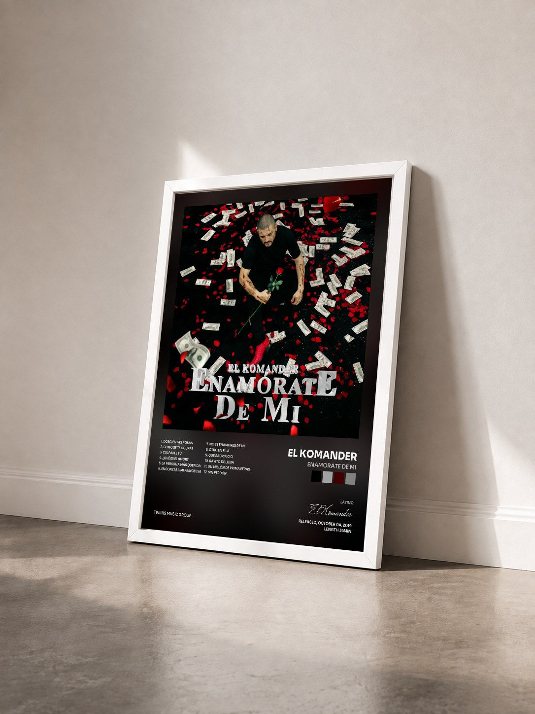 #blanc Tableau de l'album Enamorate De Mi de El Komander vu de trois quarts, cadre blanc