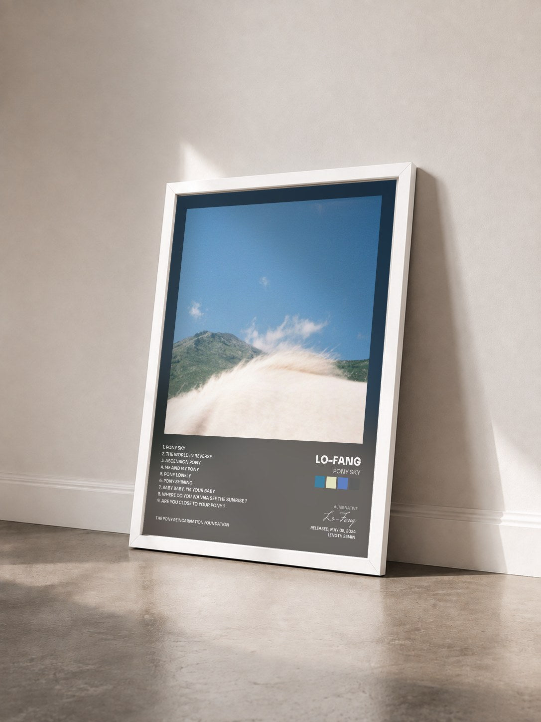 #blanc Tableau de l'album Pony Sky de Lo-Fang vu de trois quarts, cadre blanc