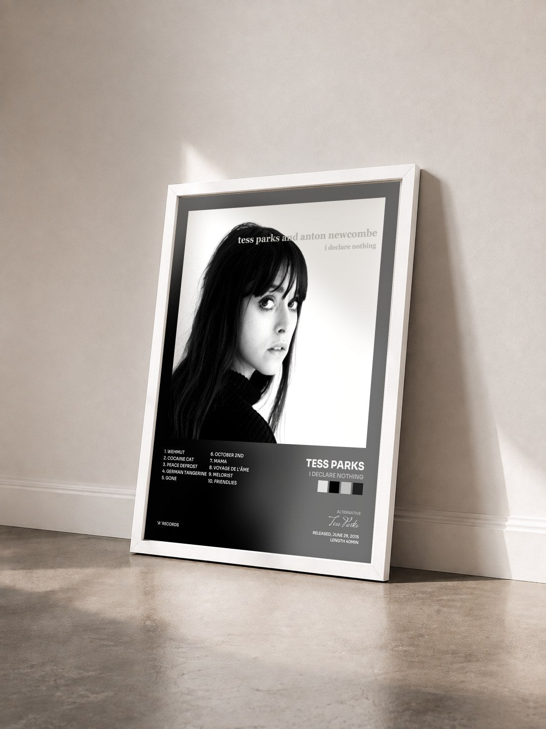 #blanc Tableau de l'album I Declare Nothing de Tess Parks vu de trois quarts, cadre blanc