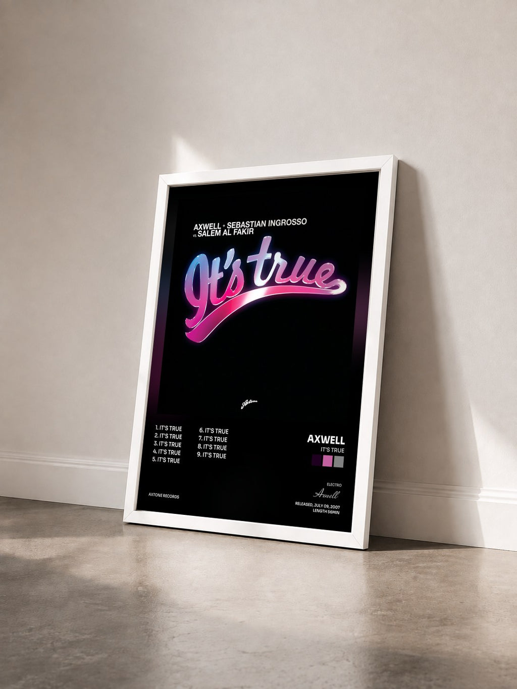 #blanc Tableau de l'album It's True de Axwell vu de trois quarts, cadre blanc