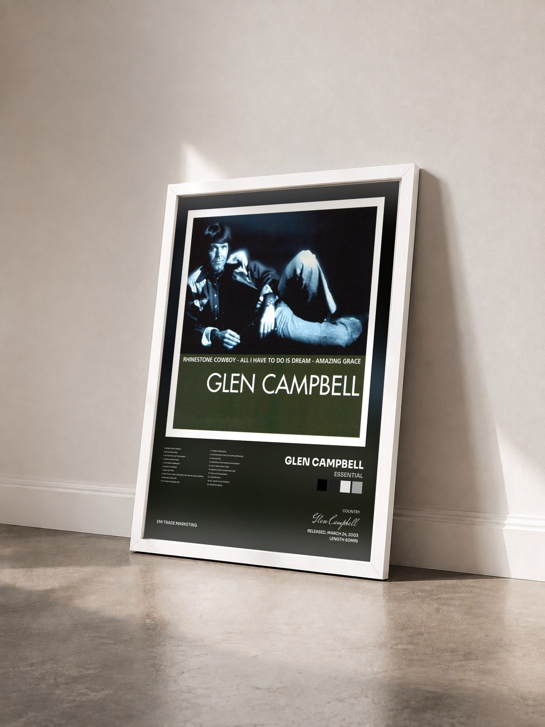 #blanc Tableau de l'album Essential de Glen Campbell vu de trois quarts, cadre blanc