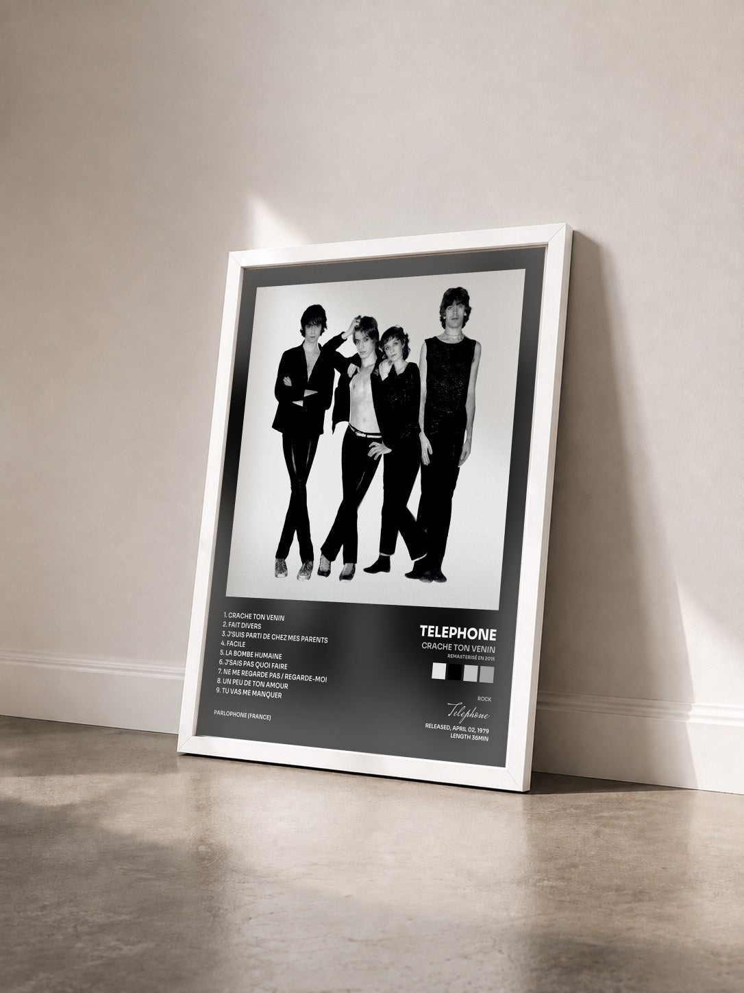 #blanc Tableau de l'album Crache ton venin (Remasterisé en 2015) de Telephone vu de trois quarts, cadre blanc