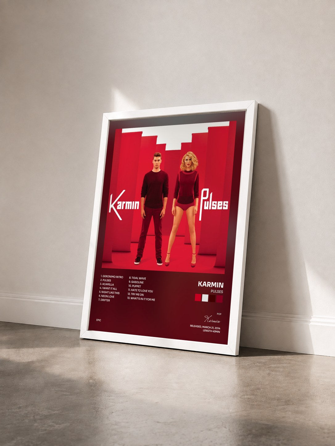 #blanc Tableau de l'album Pulses de Karmin vu de trois quarts, cadre blanc