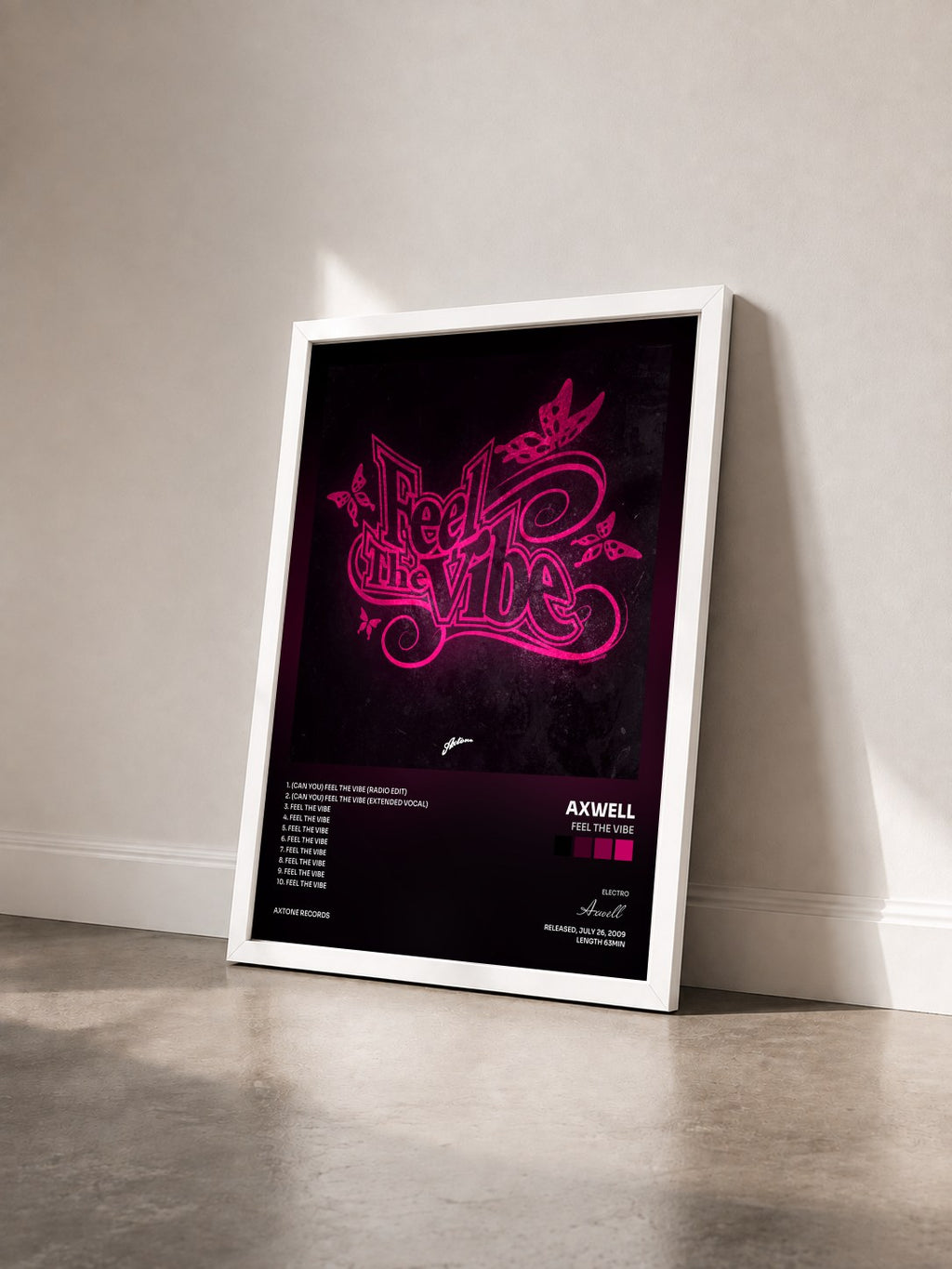 #blanc Tableau de l'album Feel The Vibe de Axwell vu de trois quarts, cadre blanc
