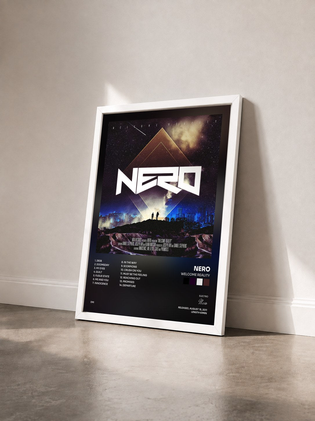 #blanc Tableau de l'album Welcome Reality de Nero vu de trois quarts, cadre blanc