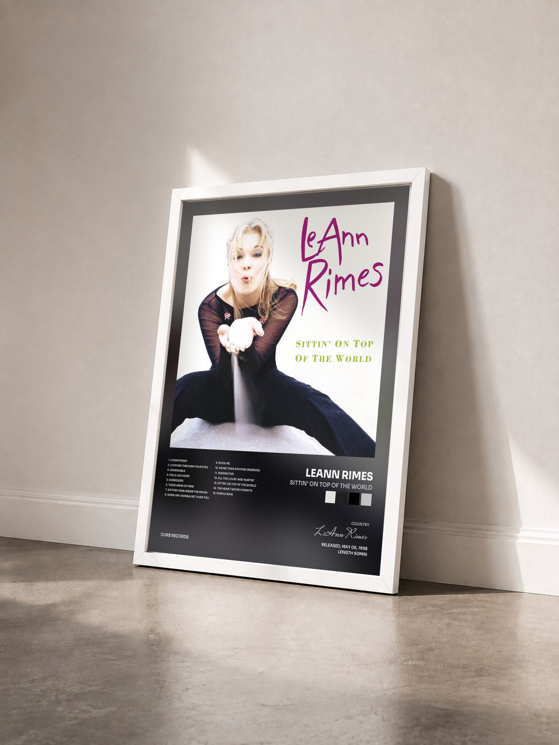 #blanc Tableau de l'album Sittin' On Top Of The World de LeAnn Rimes vu de trois quarts, cadre blanc