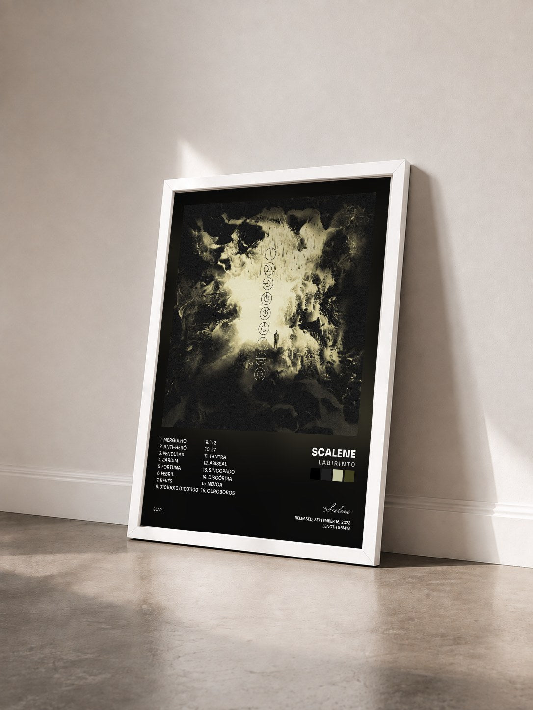 #blanc Tableau de l'album L A B I R I N T 0 de Scalene vu de trois quarts, cadre blanc