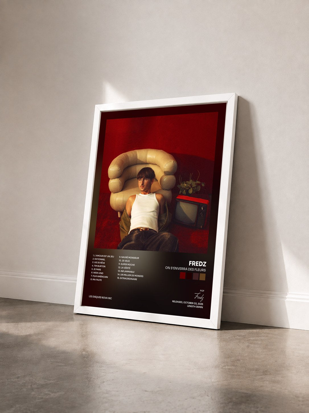 #blanc Tableau de l'album On s'enverra des fleurs de Fredz vu de trois quarts, cadre blanc