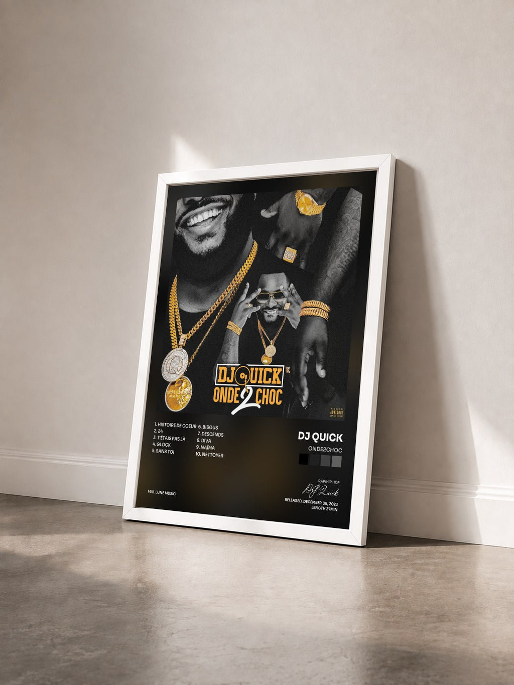 #blanc Tableau de l'album Onde2Choc de DJ Quick vu de trois quarts, cadre blanc