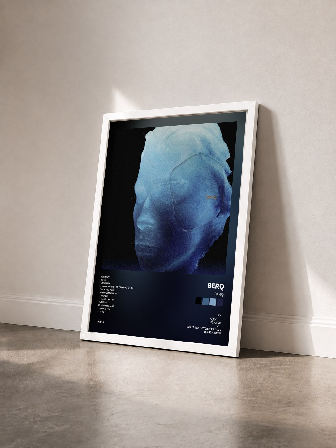 #blanc Tableau de l'album berq de Berq vu de trois quarts, cadre blanc
