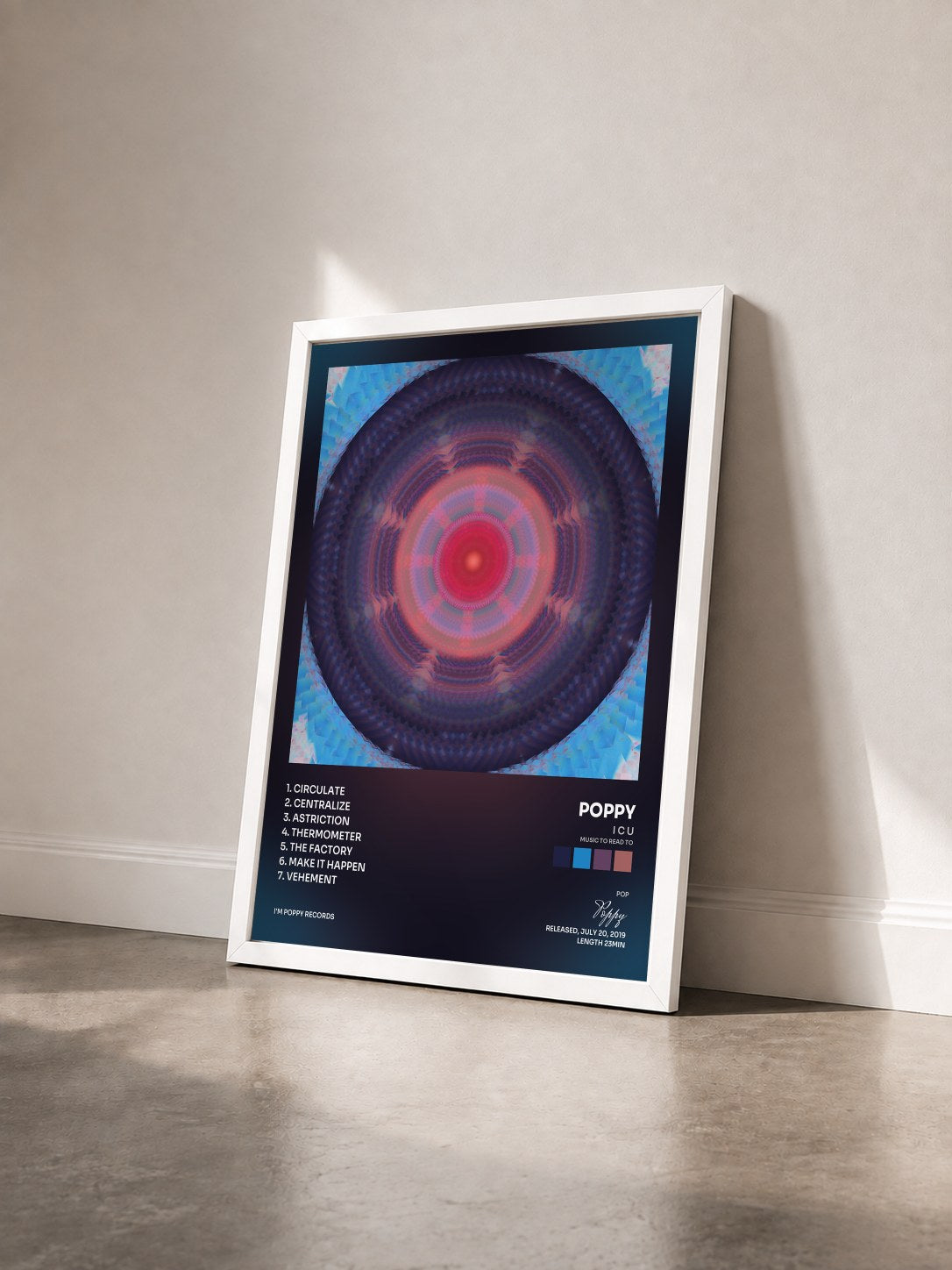 #blanc Tableau de l'album I C U (Music to Read To) de Poppy vu de trois quarts, cadre blanc