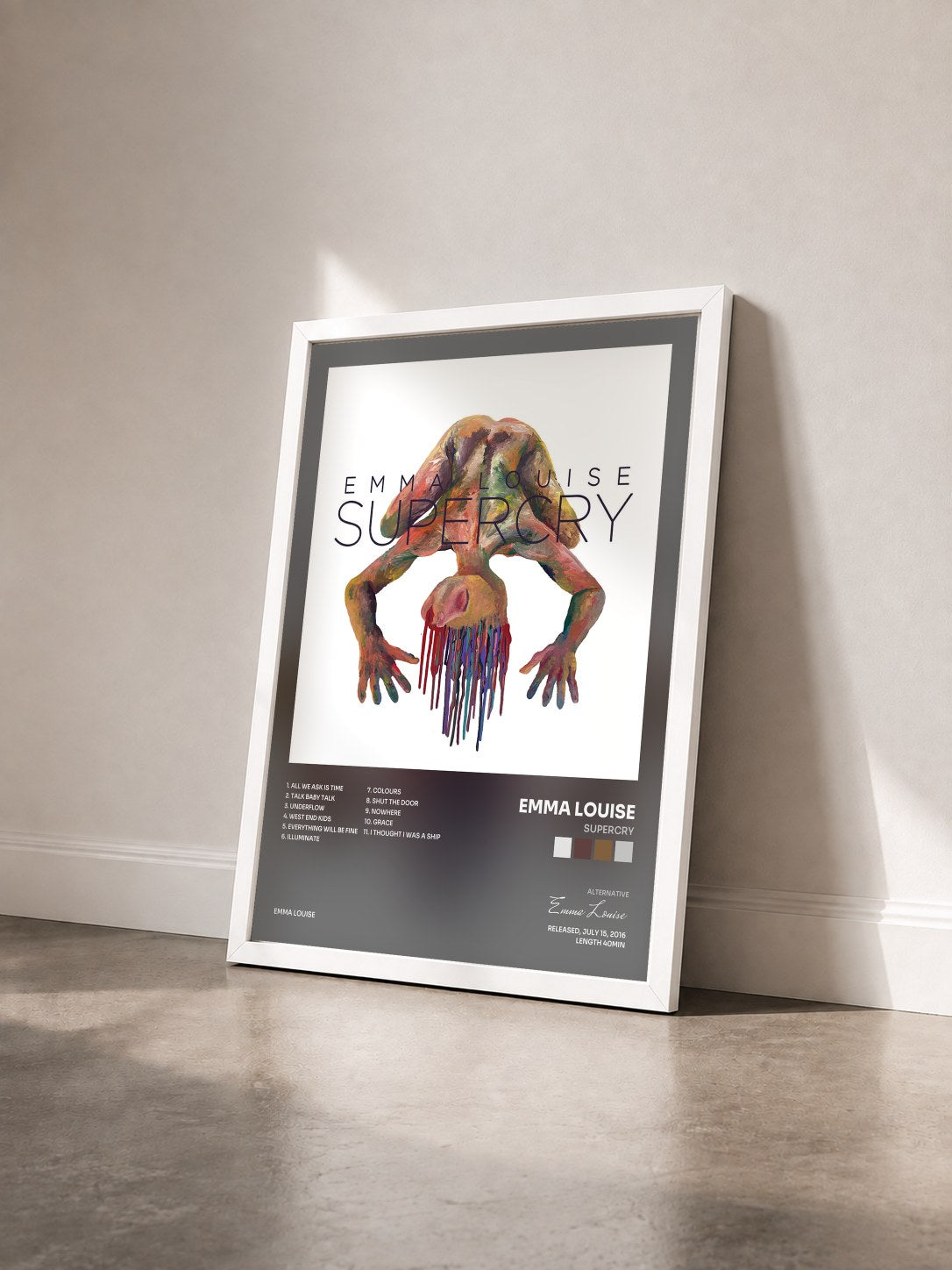#blanc Tableau de l'album Supercry de Emma Louise vu de trois quarts, cadre blanc