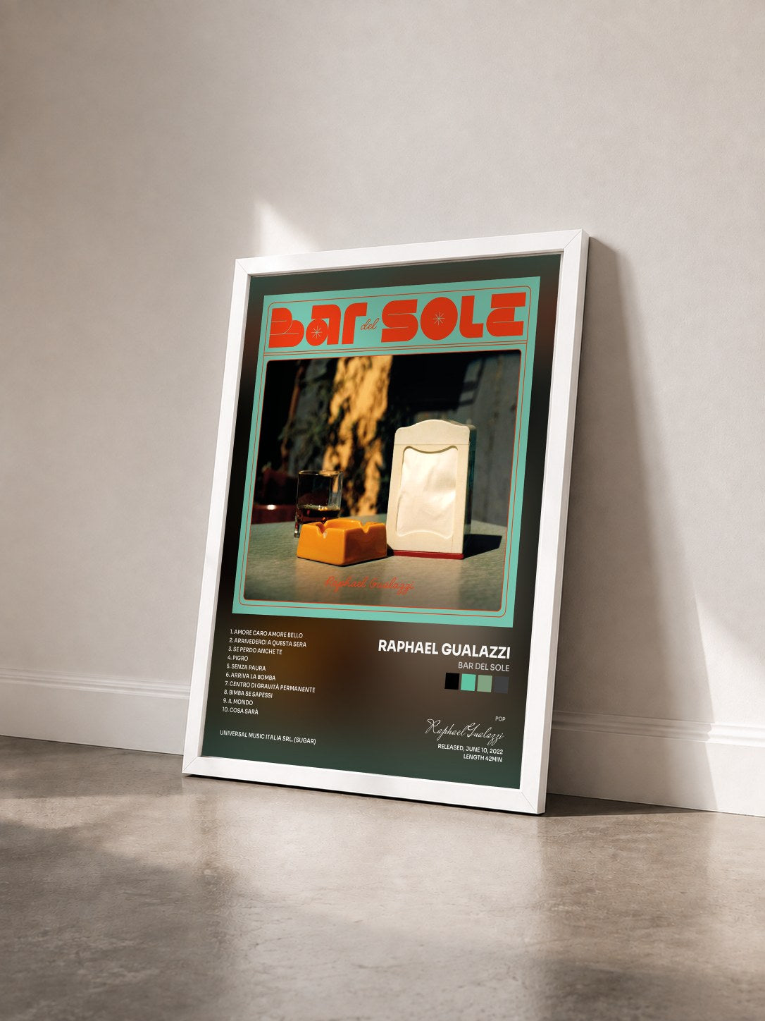 #blanc Tableau de l'album BAR DEL SOLE de Raphael Gualazzi vu de trois quarts, cadre blanc