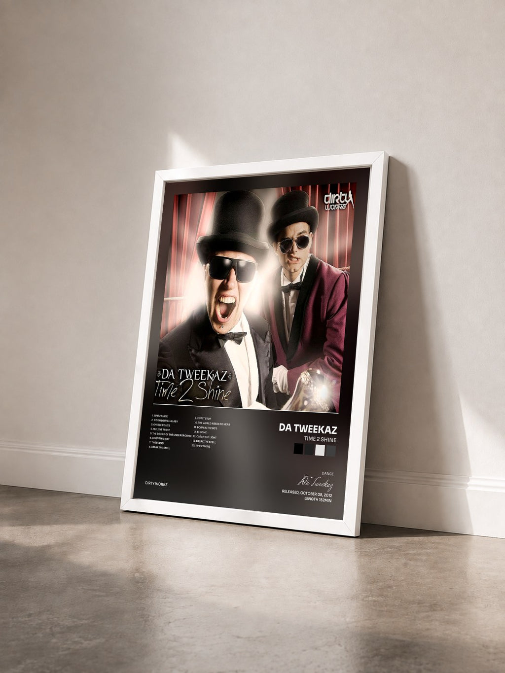 #blanc Tableau de l'album Time 2 Shine de Da Tweekaz vu de trois quarts, cadre blanc