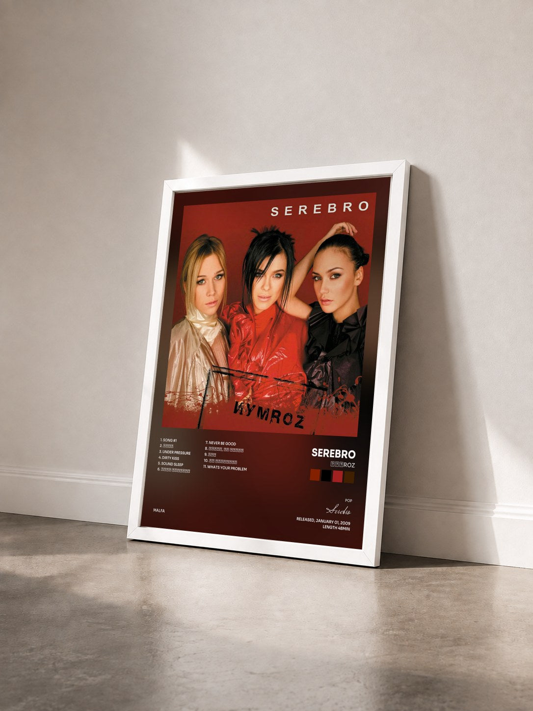 #blanc Tableau de l'album Иумroz de Serebro vu de trois quarts, cadre blanc