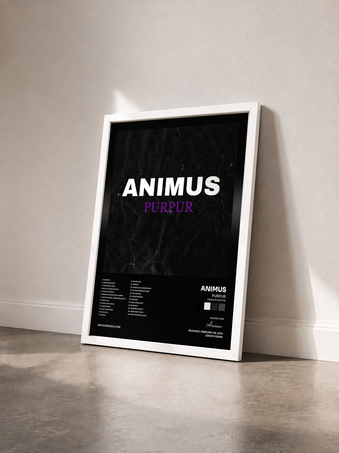 #blanc Tableau de l'album Purpur (Premium Edition) de Animus vu de trois quarts, cadre blanc