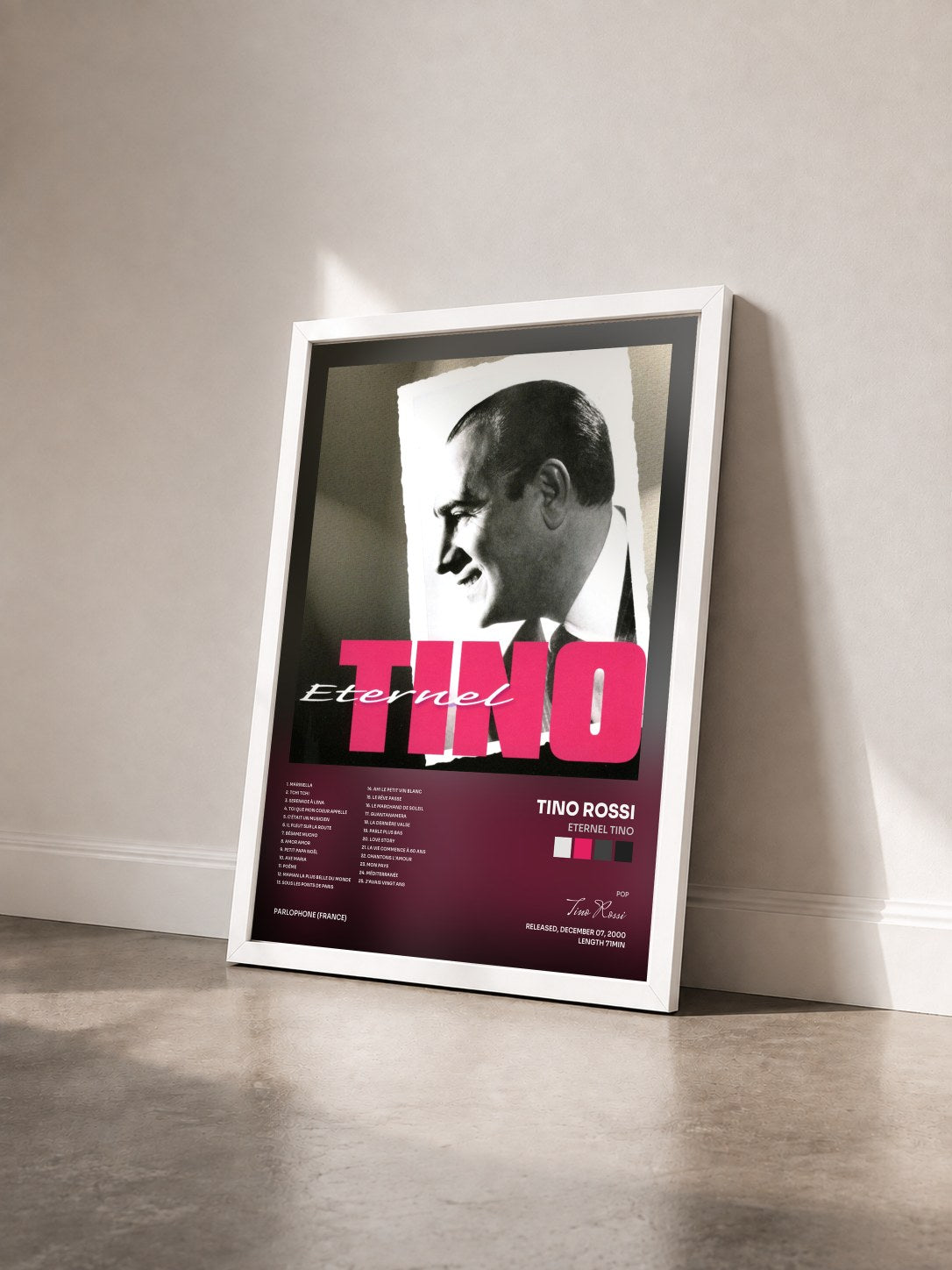 #blanc Tableau de l'album eternel tino de Tino Rossi vu de trois quarts, cadre blanc