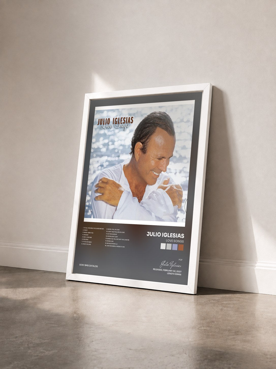 #blanc Tableau de l'album Love Songs de Julio Iglesias vu de trois quarts, cadre blanc