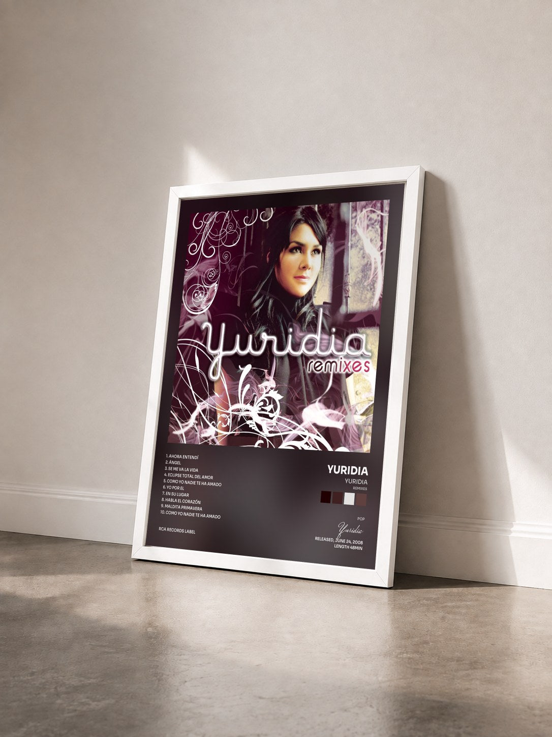 #blanc Tableau de l'album Yuridia (Remixes) de Yuridia vu de trois quarts, cadre blanc