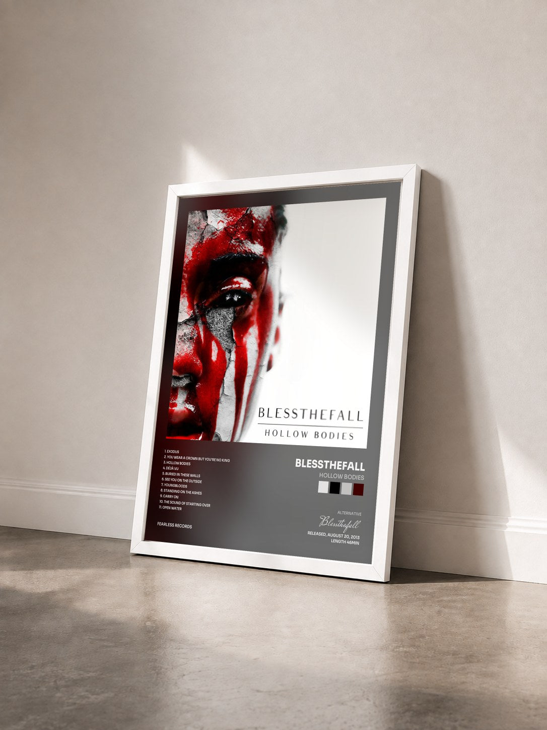 #blanc Tableau de l'album Hollow Bodies de Blessthefall vu de trois quarts, cadre blanc