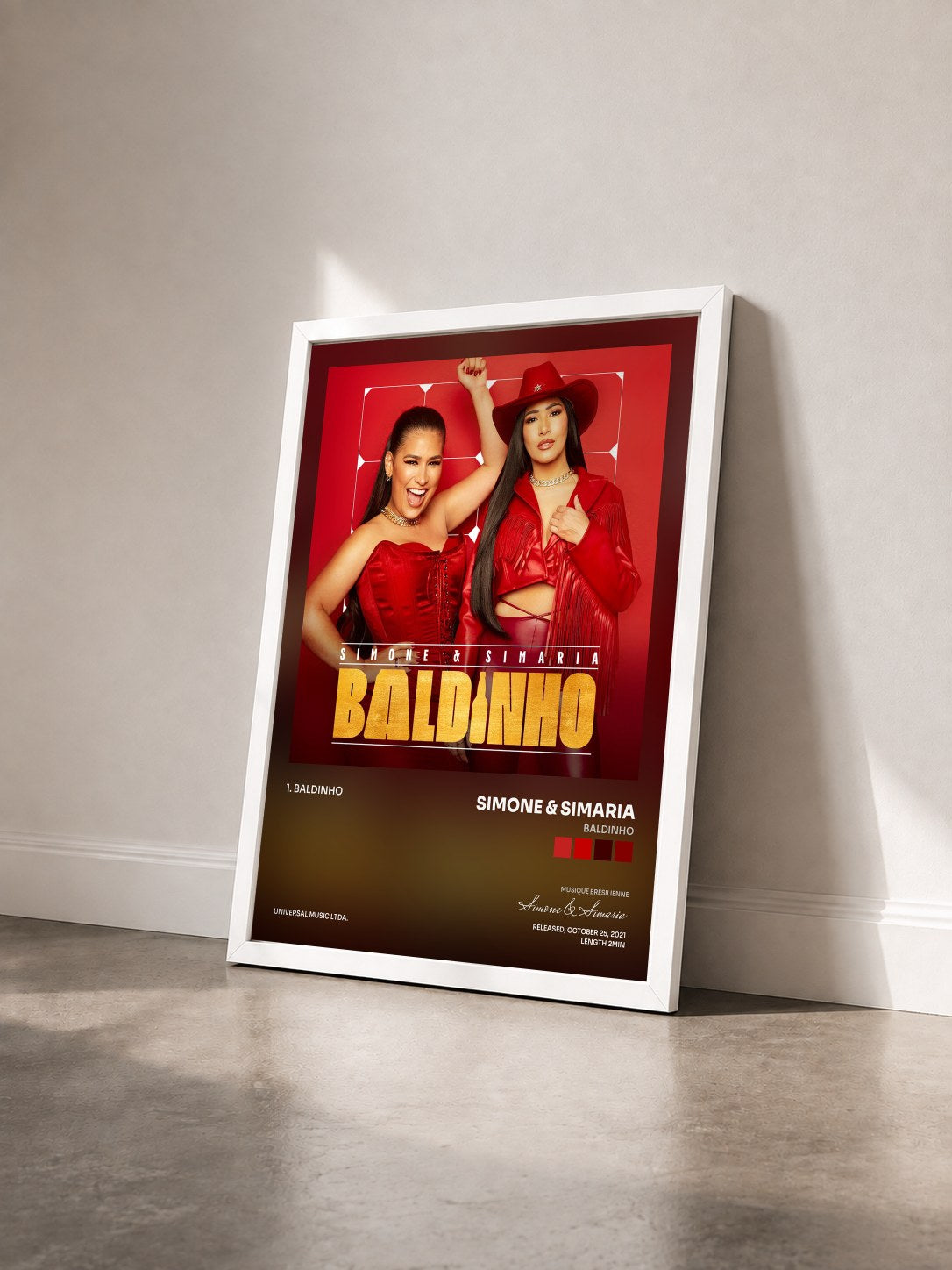 #blanc Tableau de l'album Baldinho de Simone & Simaria vu de trois quarts, cadre blanc