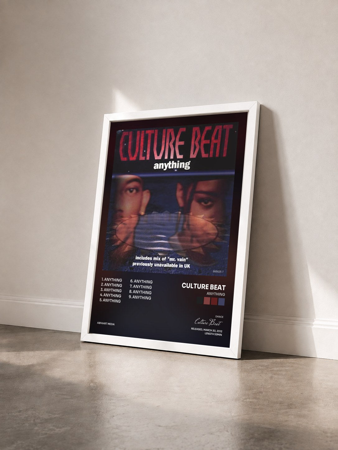 #blanc Tableau de l'album Anything de Culture Beat vu de trois quarts, cadre blanc