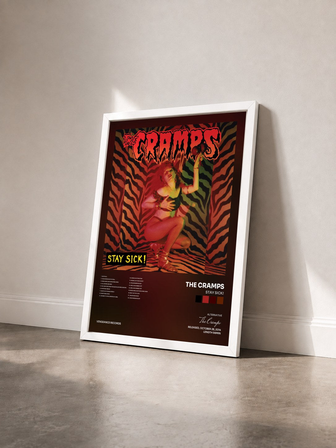 #blanc Tableau de l'album Stay Sick! de The Cramps vu de trois quarts, cadre blanc