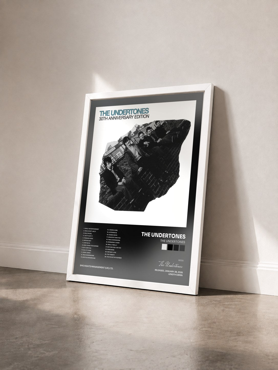 #blanc Tableau de l'album The Undertones de The Undertones vu de trois quarts, cadre blanc