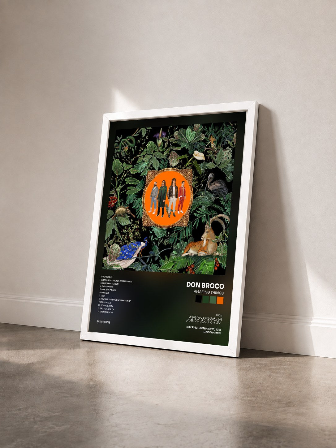 #blanc Tableau de l'album Amazing Things de DON BROCO vu de trois quarts, cadre blanc