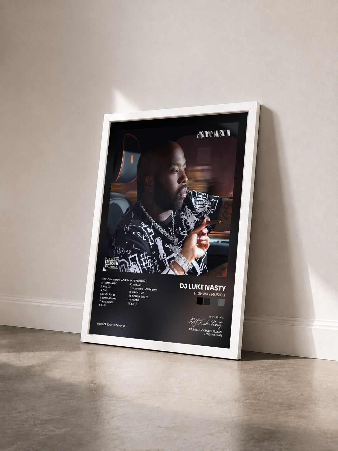 #blanc Tableau de l'album Highway Music 3 de DJ Luke Nasty vu de trois quarts, cadre blanc