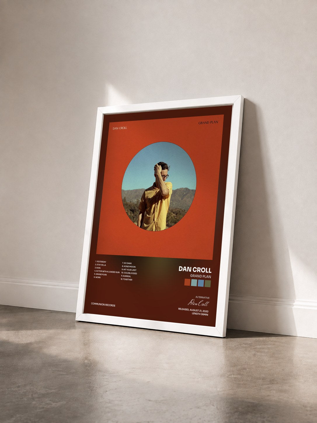 #blanc Tableau de l'album Grand Plan de Dan Croll vu de trois quarts, cadre blanc